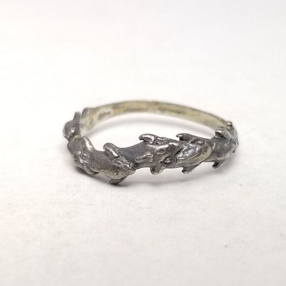 Vintage Sterling Silver Leaping Dolphins Ring, Size 6 1/2 Band, 80s 90s Estate - Picture 8 of 8